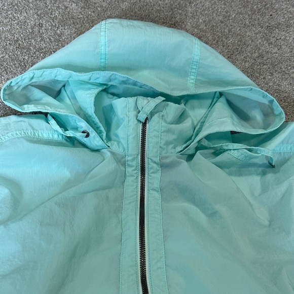 Eddie Bauer Packable windbreaker - Picture 3 of 10